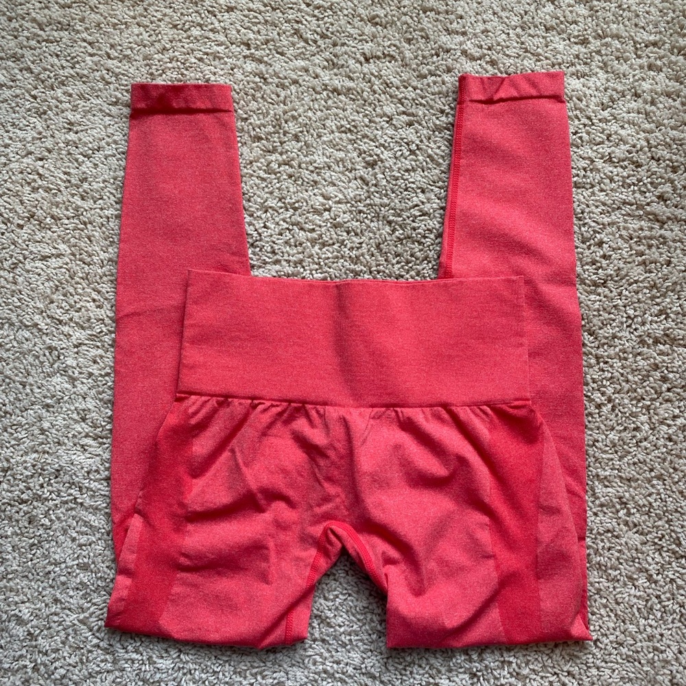 NVGTN Coral Leggings
